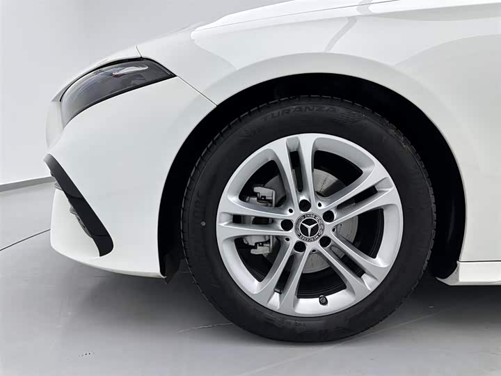 Фото 29 - Mercedes-Benz A-Class