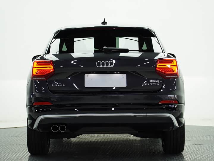 Фото 4 - Audi Q2L