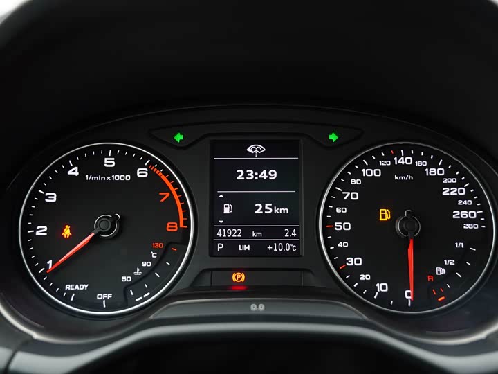 Фото 9 - Audi Q2L