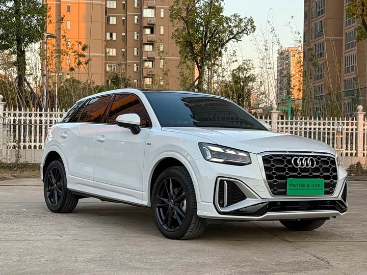 Фото 3 - Audi Q2L