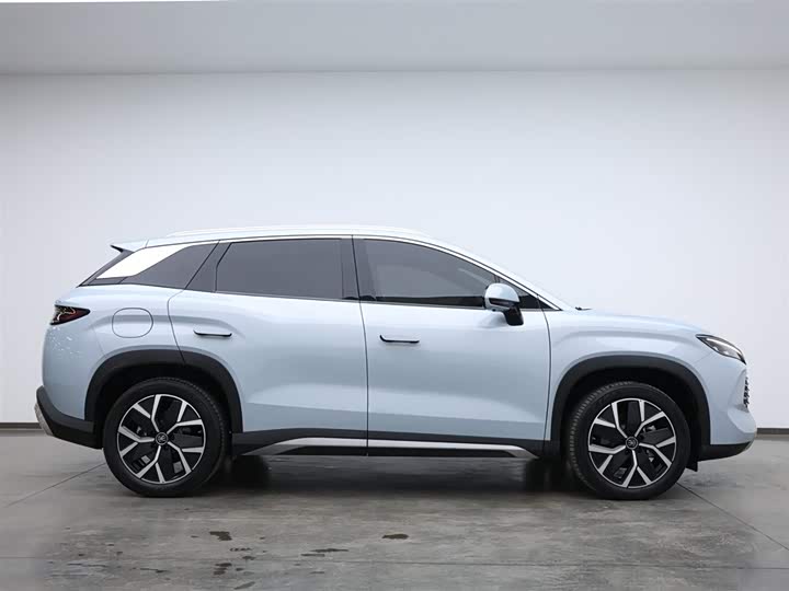 Фото 17 - BYD Song L DM-i Hybrid