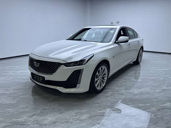 Фото 1 - Cadillac CT5