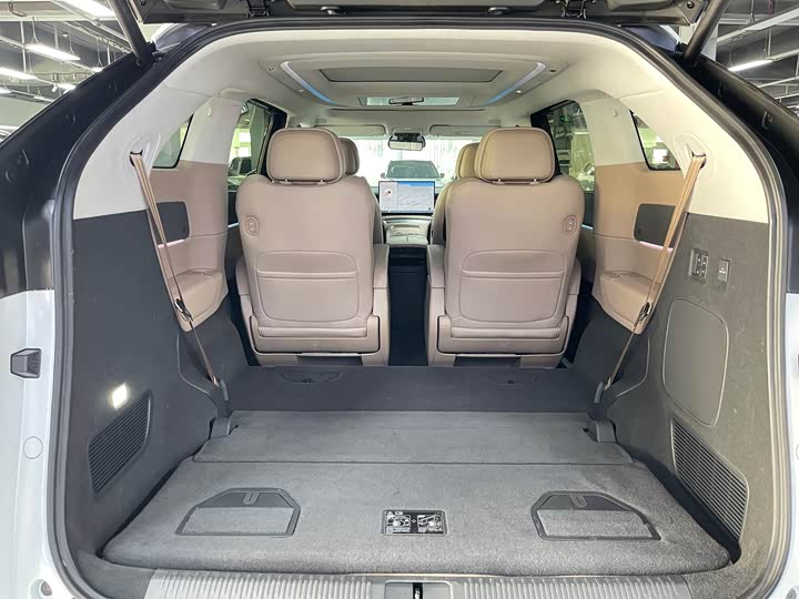 Фото 12 - XPeng X9