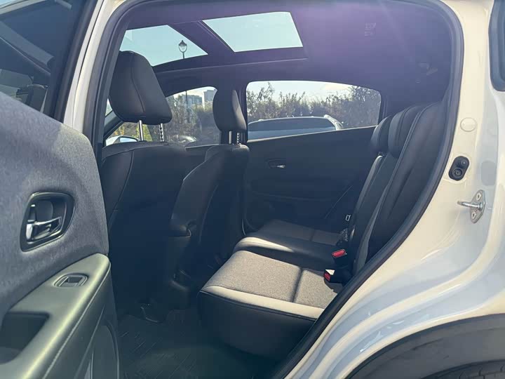 Фото 7 - Honda XR-V