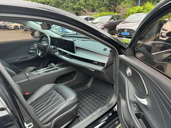 Фото 14 - Chery Arrizo 8