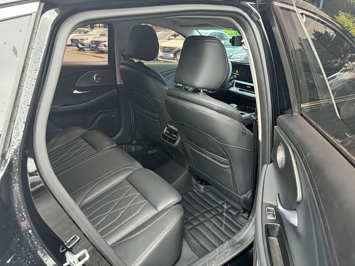 Фото 15 - Chery Arrizo 8