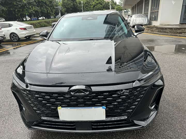 Фото 2 - Chery Arrizo 8