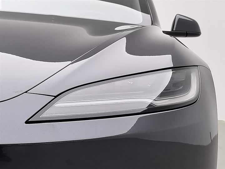 Фото 7 - Tesla Model 3