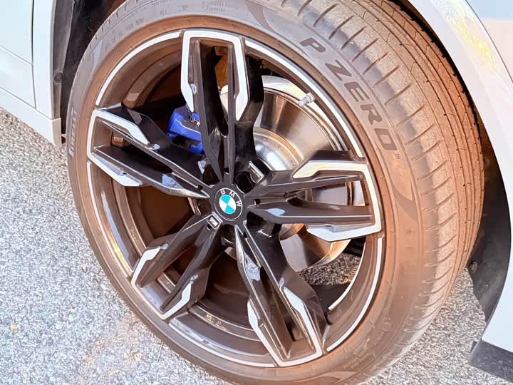 Фото 18 - BMW X4