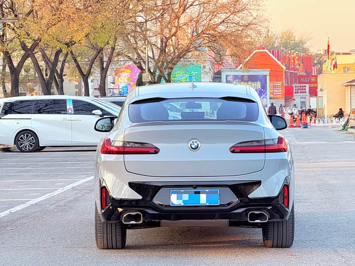 Фото 22 - BMW X4