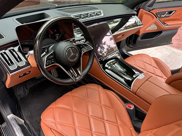 Фото 28 - Mercedes-Benz Maybach S-Class