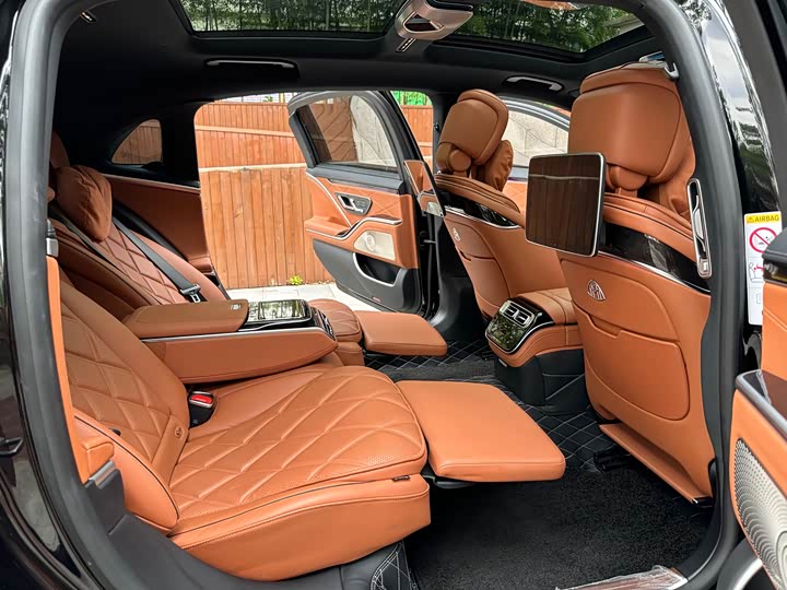 Фото 31 - Mercedes-Benz Maybach S-Class