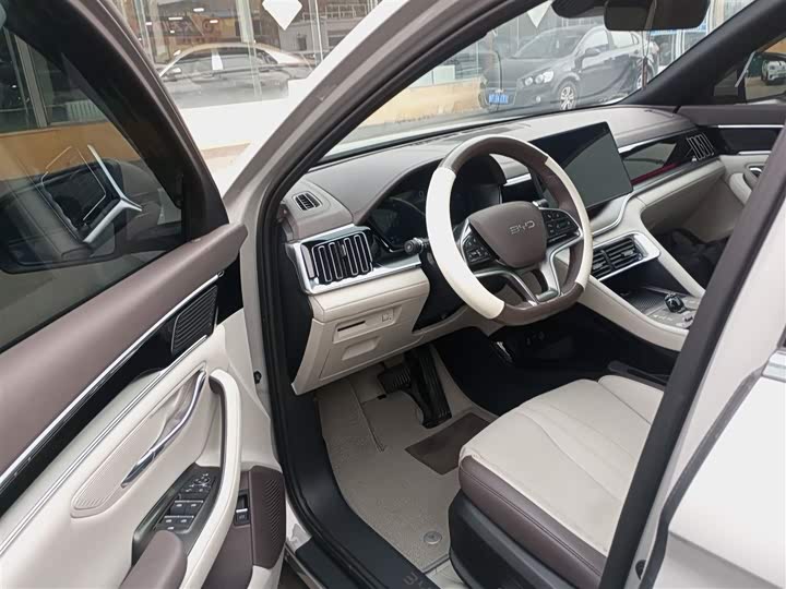 Фото 16 - BYD Song Plus Hybrid/EV