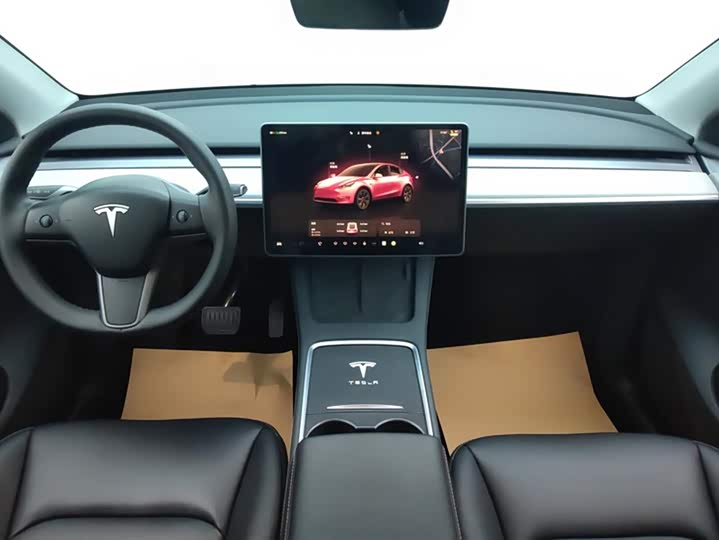 Фото 12 - Tesla Model Y