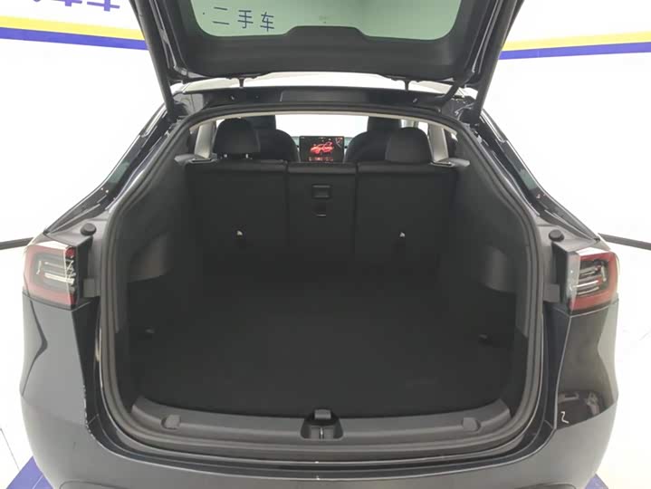 Фото 4 - Tesla Model Y