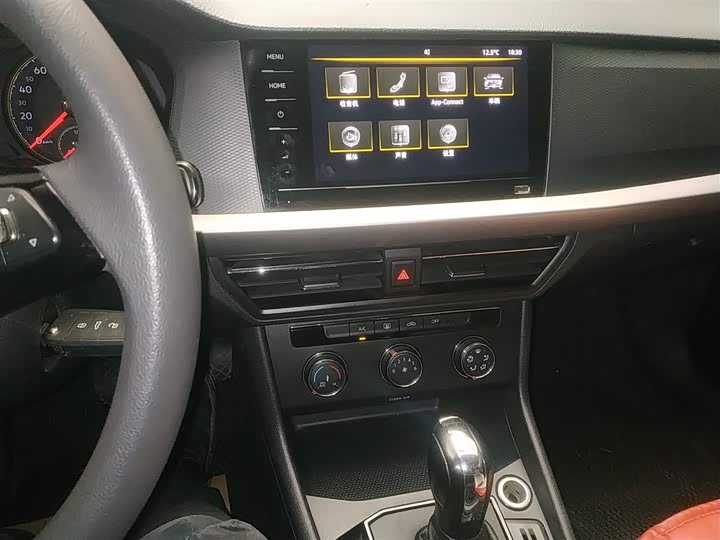 Фото 13 - Volkswagen Lavida