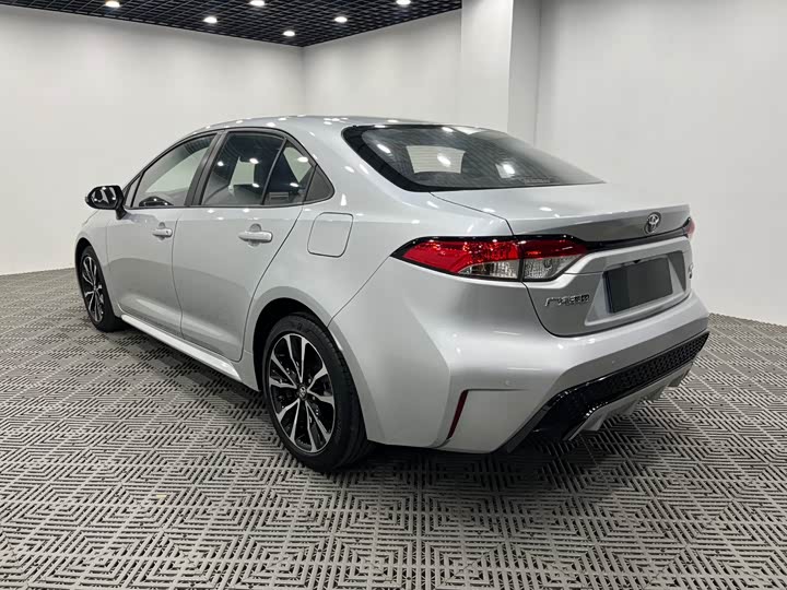 Фото 9 - Toyota Levin