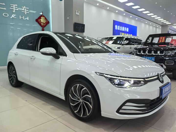 Фото 3 - Volkswagen Golf