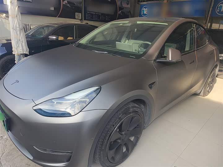 Фото 1 - Tesla Model Y