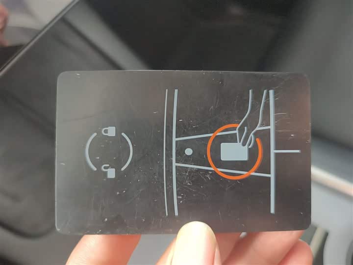 Фото 9 - Tesla Model Y