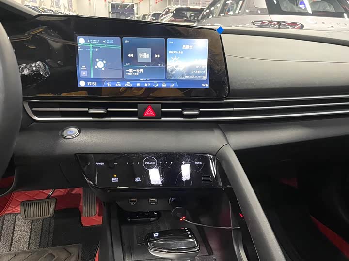 Фото 10 - Hyundai Elantra N line