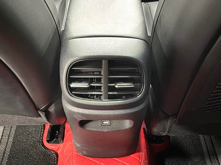 Фото 14 - Hyundai Elantra N line