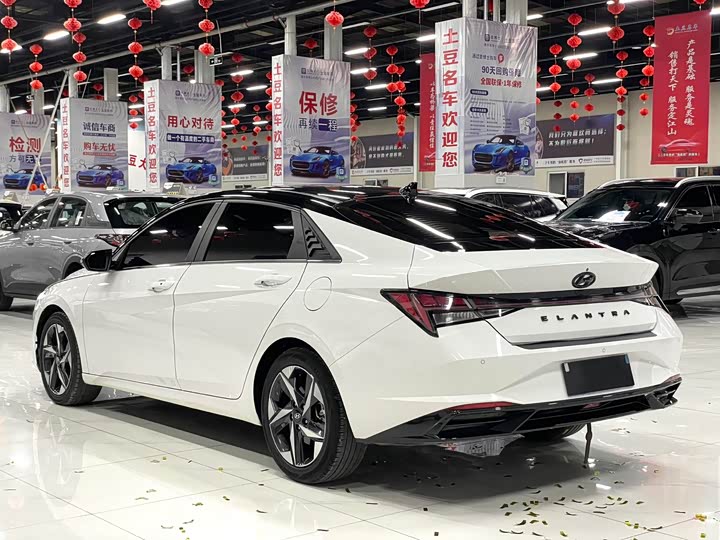 Фото 4 - Hyundai Elantra N line