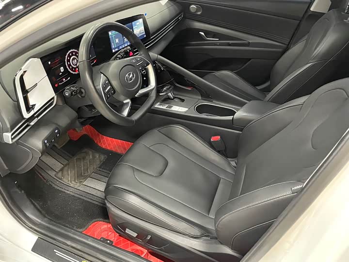 Фото 8 - Hyundai Elantra N line