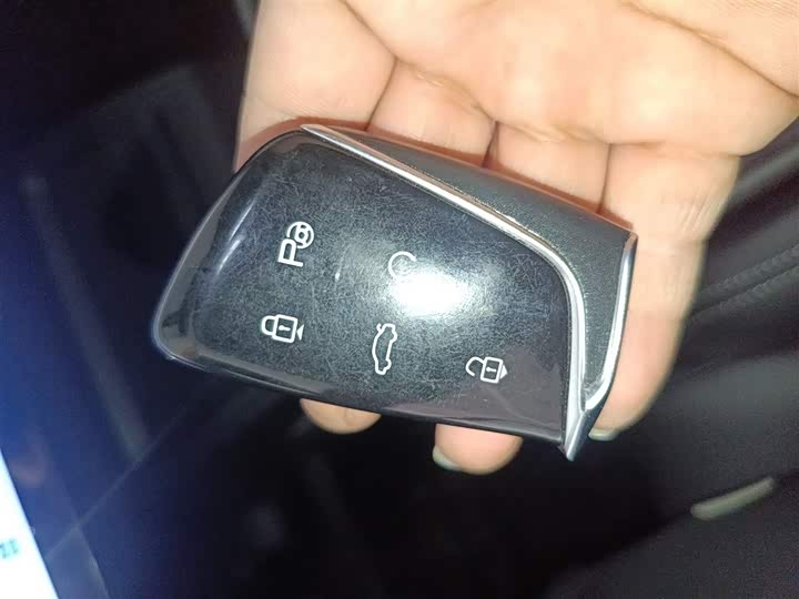 Фото 9 - Dongfeng Aeolus L7