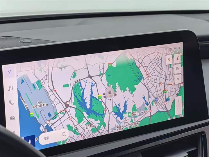 Фото 9 - Lexus ES