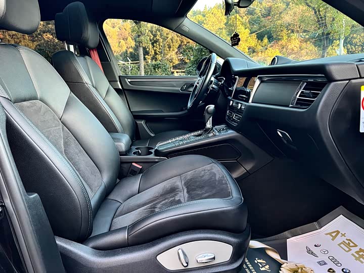 Фото 7 - Porsche Macan