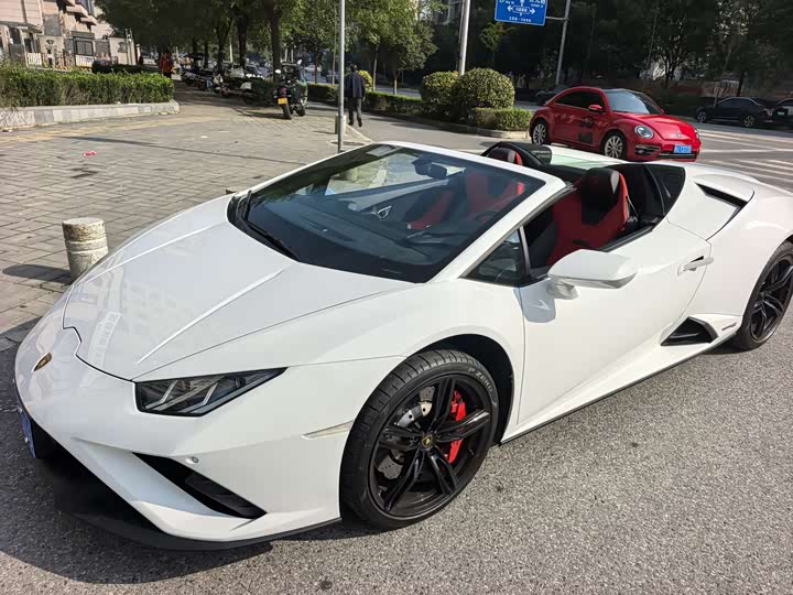 Фото 12 - Lamborghini Huracán