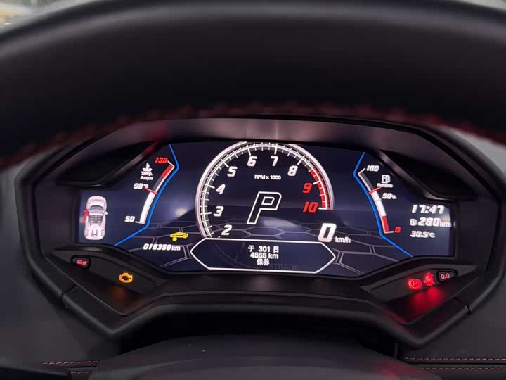 Фото 7 - Lamborghini Huracán