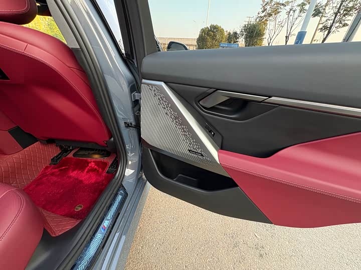 Фото 10 - BMW 5 Series