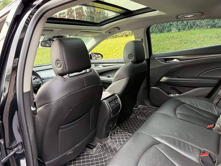 Фото 9 - Buick LaCrosse