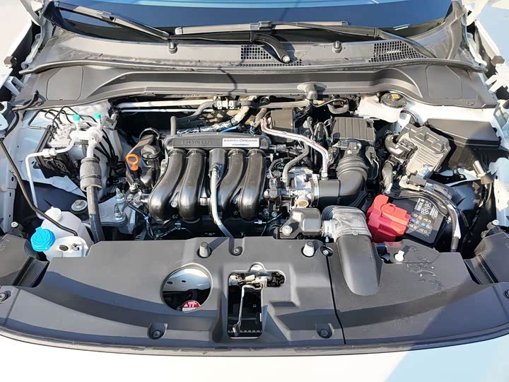 Фото 19 - Honda Vezel