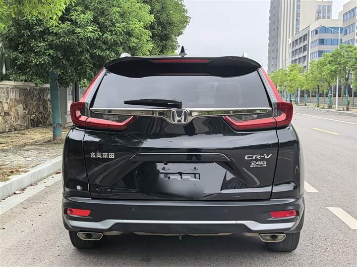 Фото 10 - Honda CR-V