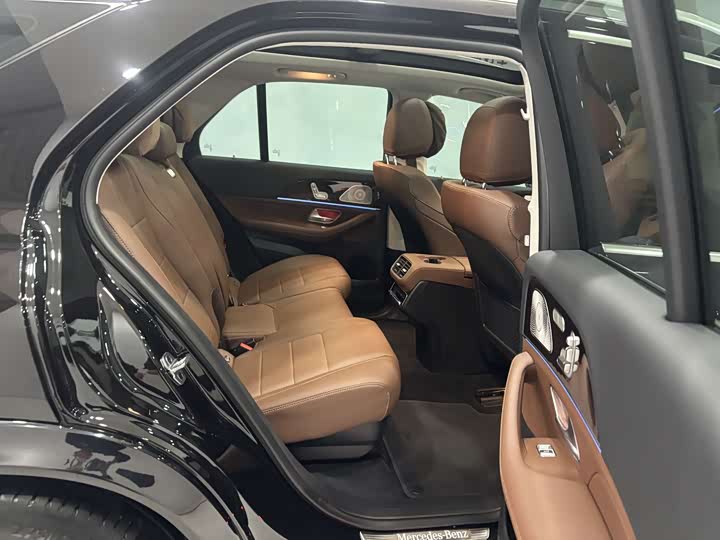 Фото 24 - Mercedes-Benz GLE-Class