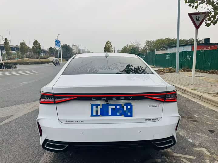 Фото 10 - Chery Arrizo 8