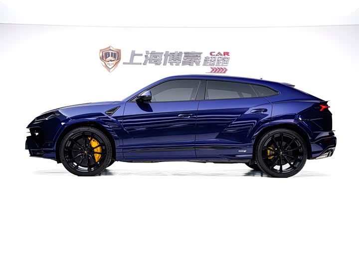 Фото 10 - Lamborghini Urus