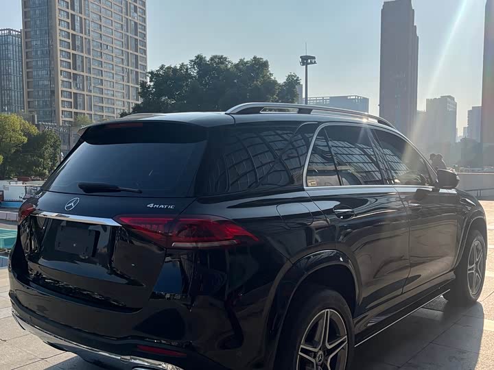 Фото 11 - Mercedes-Benz GLE-Class