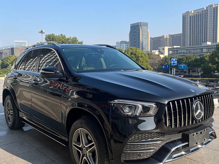 Фото 9 - Mercedes-Benz GLE-Class