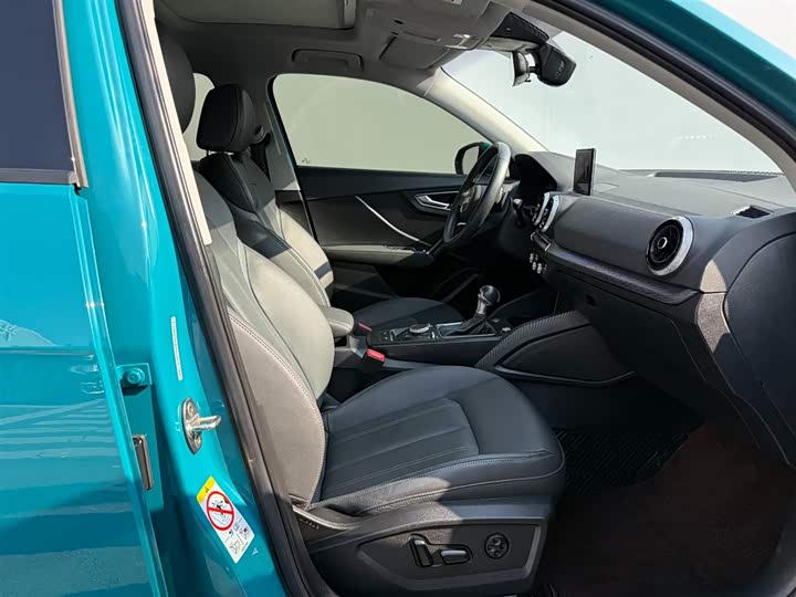 Фото 6 - Audi Q2L