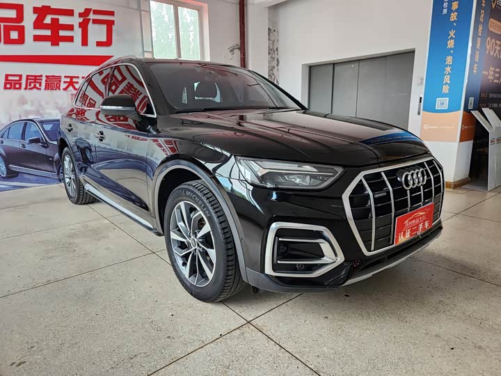 Фото 2 - Audi Q5L