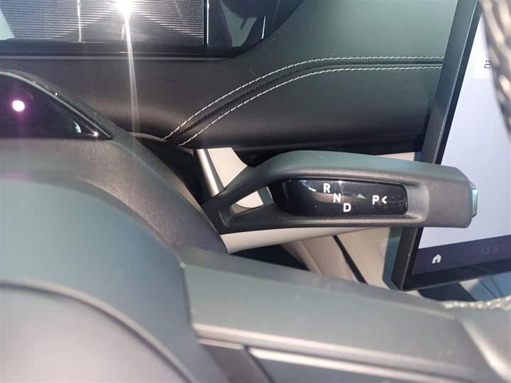 Фото 14 - Xiaomi SU7