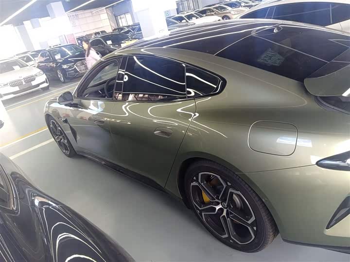 Фото 5 - Xiaomi SU7