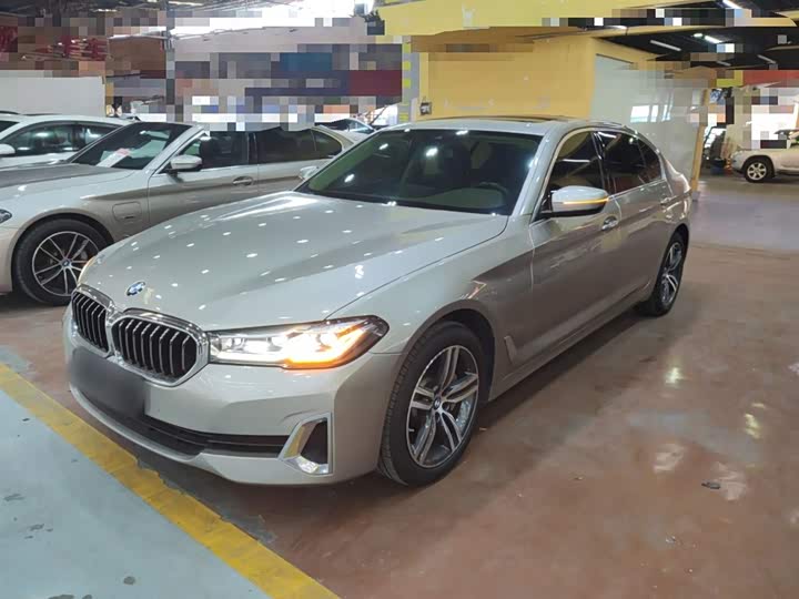 Фото 5 - BMW 5 Series