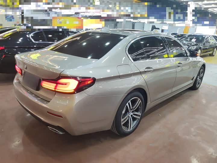 Фото 7 - BMW 5 Series