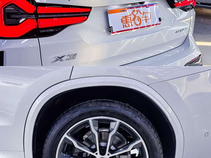 Фото 18 - BMW X3