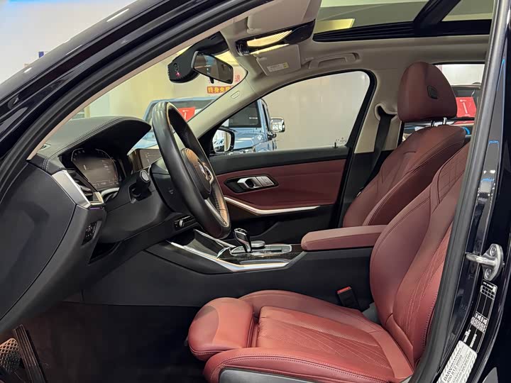 Фото 4 - BMW 3 Series